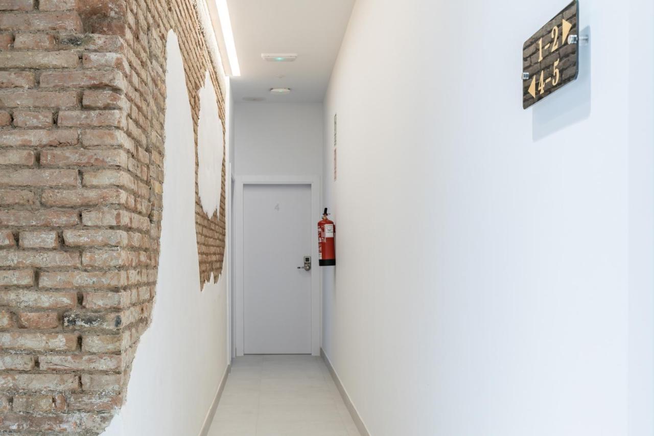 Apt With Antique Floor & Lots Of Sun Light バレンシア エクステリア 写真